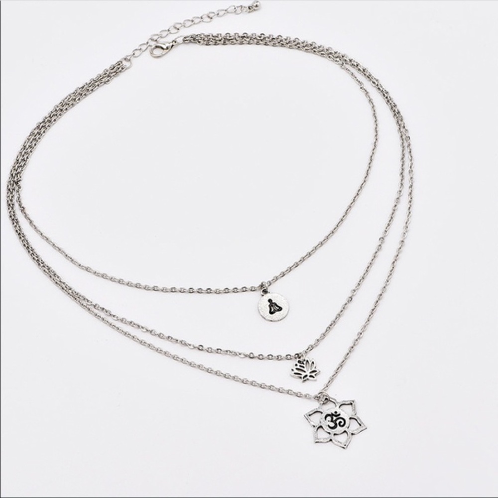 3 layer lotus flower necklace - Picture 7 of 7